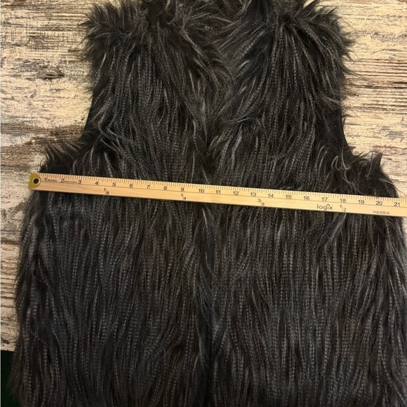 New Directions Faux Fur Vest Large - Picture 5 of 5
